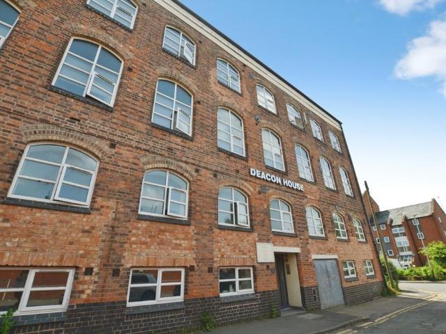 Room for rent in Bede Island, Old Wharf