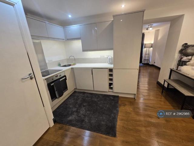 Room for rent in Watergate, Devon