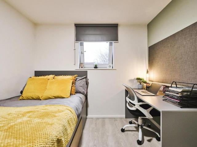 Room for rent in Bede Island, Old Wharf