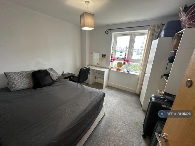 Room for rent in Isle Of Dogs, Isle Of Man