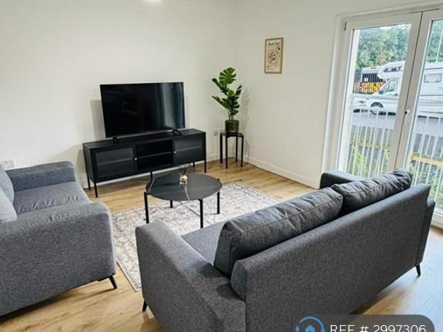 Room for rent in Petershill, Glasgow