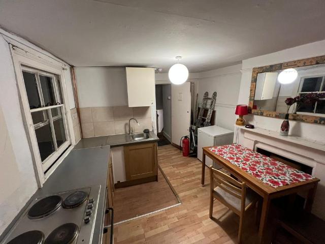 Room for rent in West Hackney, Greater London