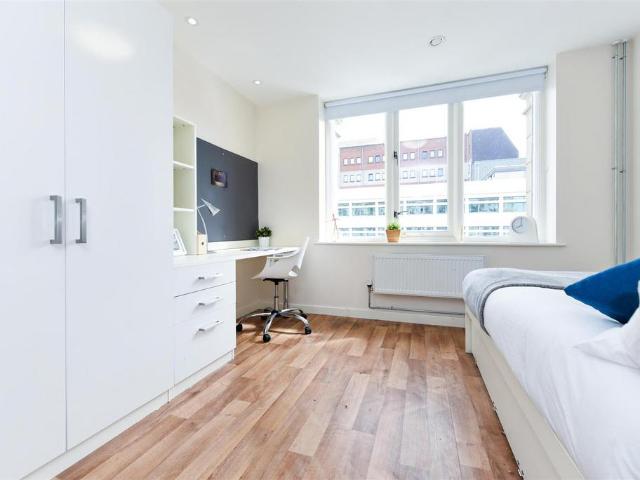 Room for rent in Sandy Row, Northern Ireland