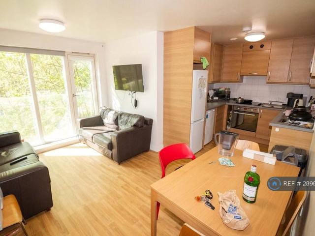 Room for rent in Bassett, City Of Southampton