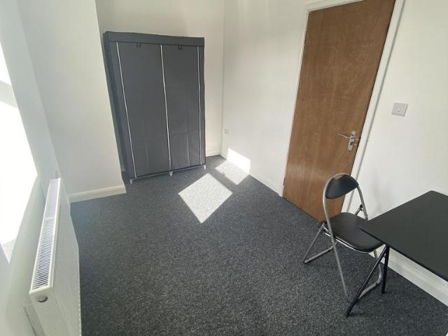 Room for rent in Easton, Feckenham