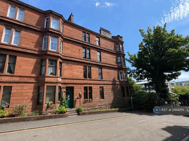 Room for rent in Castlehead, Glenburn