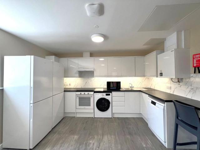 Room for rent in Feckenham, Isle Of Man