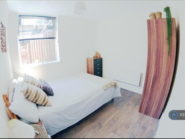 Room for rent in Phippsville, Northampton