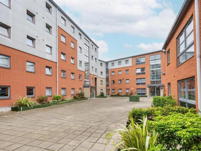 Room for rent in St Ann's, Haddon