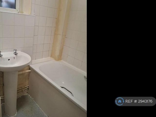 Room for rent in Elephant and Castle, Greater London