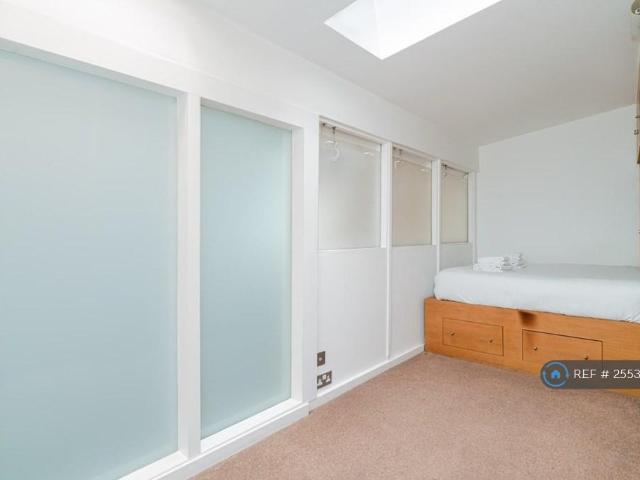 Room for rent in East Marylebone, Mayfair