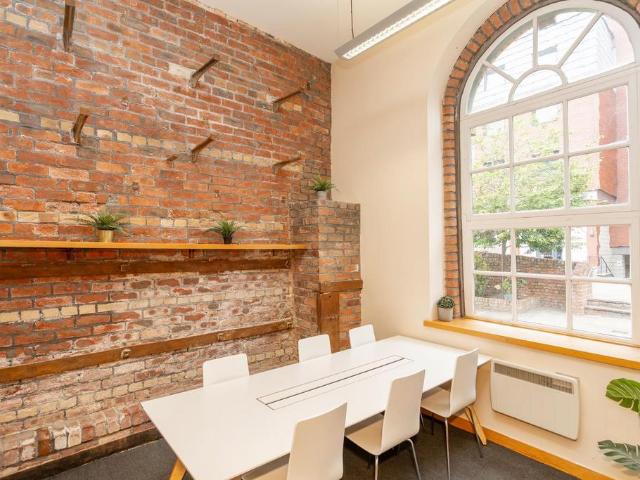 Room for rent in Neepsend, South Yorkshire