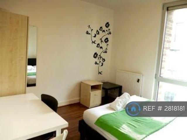 Room for rent in Bromley-by-Bow, Poplar Grove