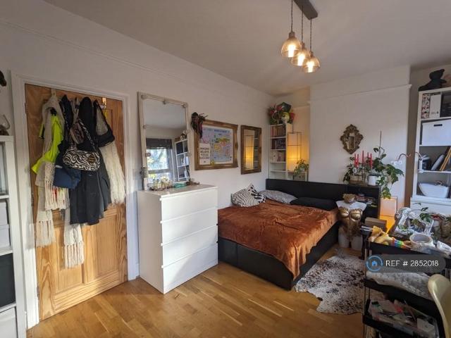 Room for rent in Leyton, Greater London