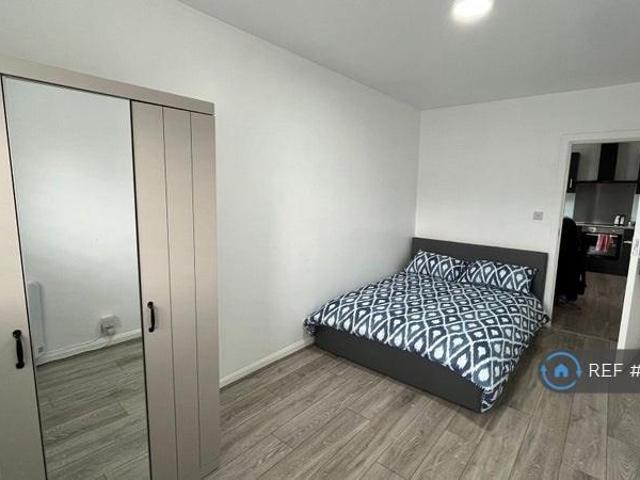 Room for rent in Coopersale Street, Epping