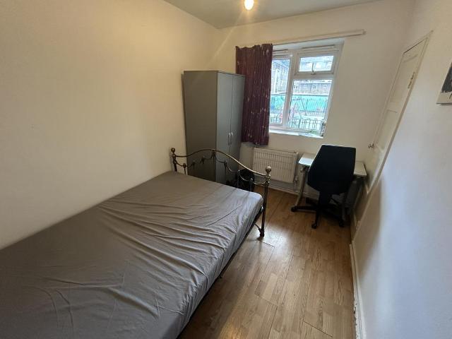 Room for rent in Hammersmith, Greater London