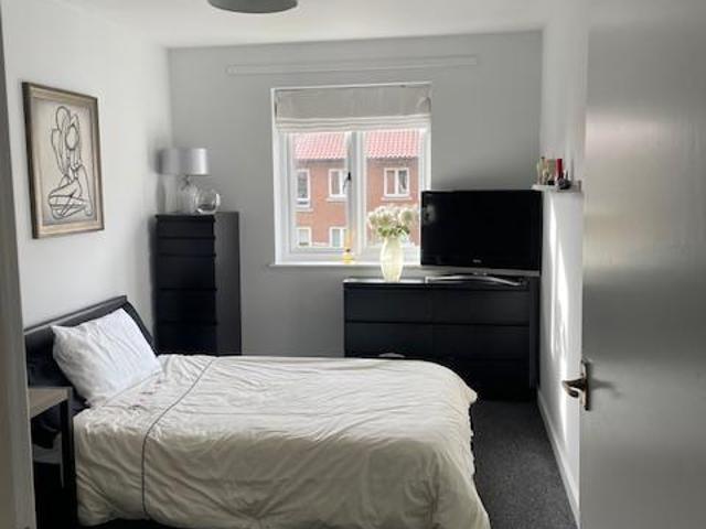 Room for rent in North Kensington, Isle Of Man