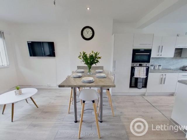 Apartment for rent in Ballindoch, Scotland