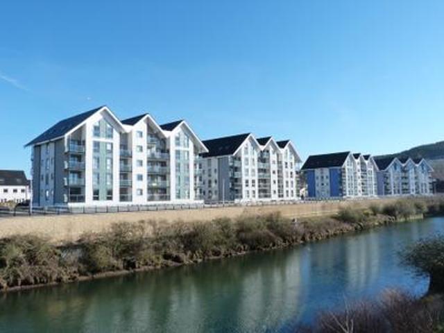 Apartment for rent in Pentre-chwyth, Swansea
