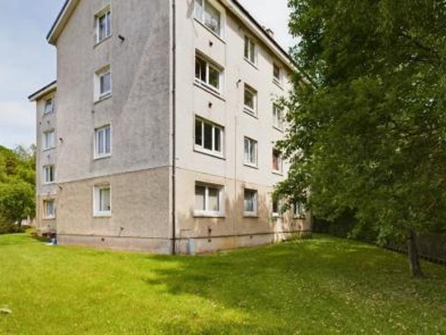Apartment for rent in West Mains, Barassie