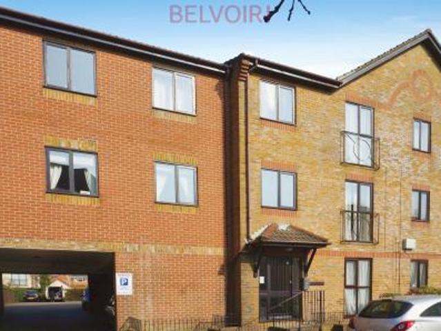 Apartment for rent in Banister's Park, City Of Southampton