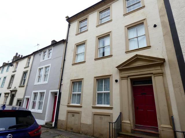 Apartment for rent in Whitehaven