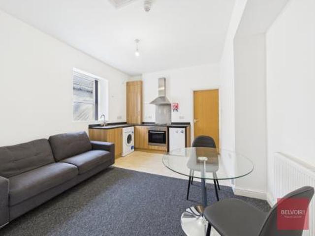 Apartment for rent in Nangreaves, Wales