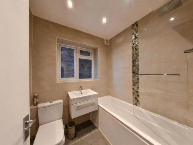 Apartment for rent in West Hampstead, Isle Of Man