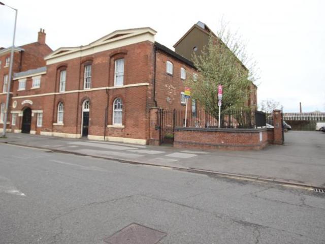 Apartment for rent in Beamhurst, Staffordshire
