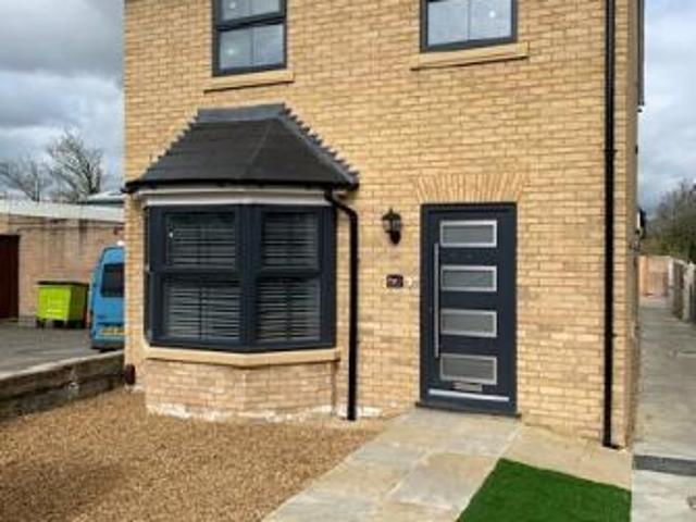Apartment for rent in Barnwell, Arbury