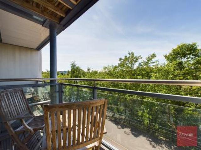 Apartment for rent in Nangreaves, Wales