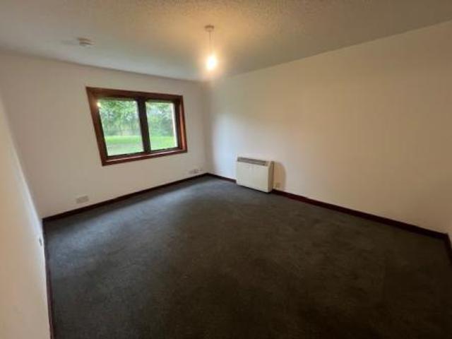 Apartment for rent in Whitfield, Scotland