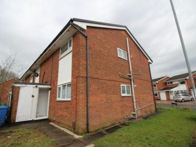 Apartment for rent in Burnedge, Greater Manchester
