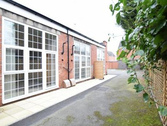 Apartment for rent in Baswich, Staffordshire