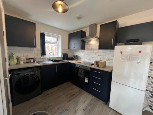 Apartment for rent in Ball Hill, West Midlands