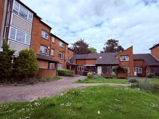 Apartment for rent in Castle, Leftwich
