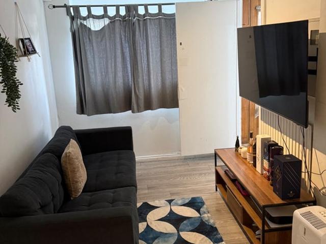 Apartment for rent in Dollis Hill, Greater London