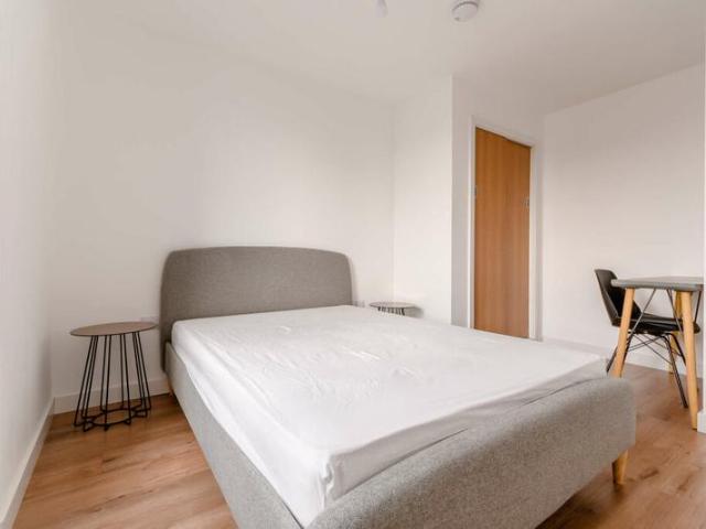 Apartment for rent in Batley