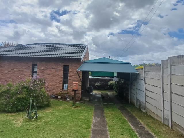 Apartment for rent in Seaview, Kwazulu-natal