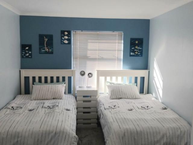 Apartment for rent in West Coast, Britannia Bay