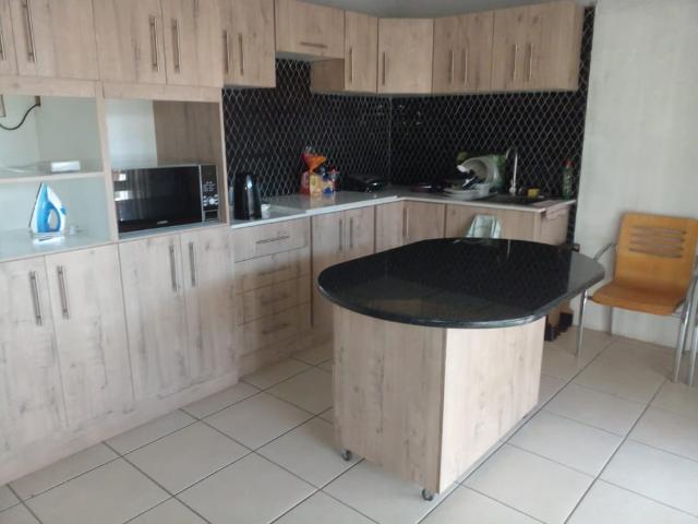 Apartment for rent in Wentworth, Durban