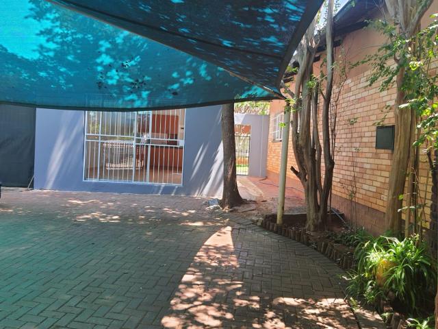 Apartment for rent in Tlhabane, North West
