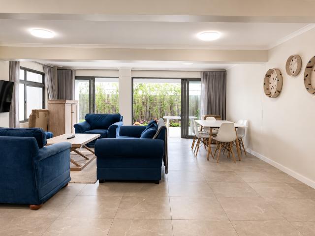 Apartment for rent in Camps Bay, Cape Town