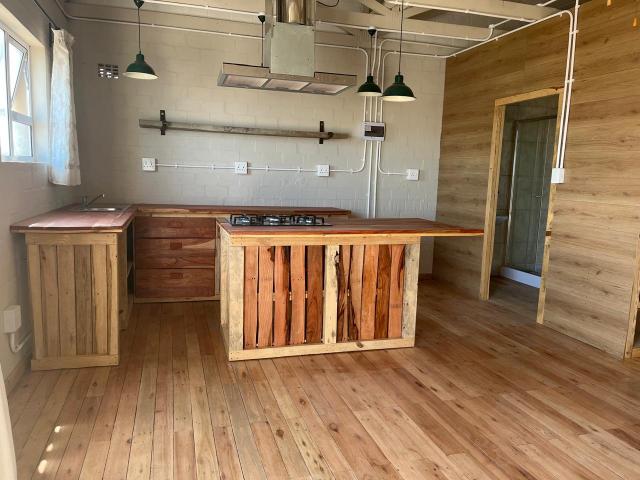 Apartment for rent in Seaview, Kwazulu-natal