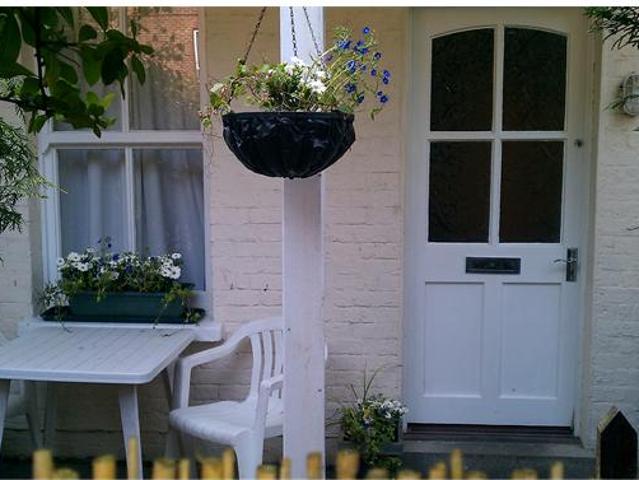 Apartment for rent in Tower Hill, Pachesham Park