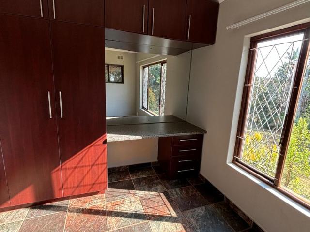 Apartment for rent in Kloof Apartment for rent in Kloof