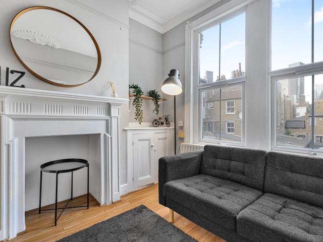 Apartment for rent in Stockwell Park, Greater London