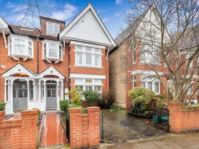 Apartment for rent in London Borough of Ealing, Greater London