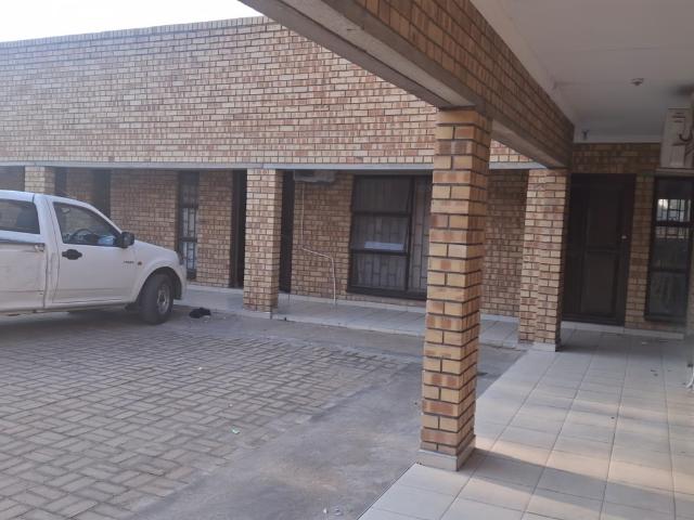 Apartment for rent in Phalaborwa, Ba-Phalaborwa Local Municipality