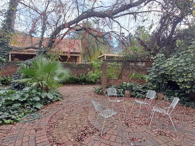 Apartment for rent in Hartbeespoort Dam Nature Reserve, North West